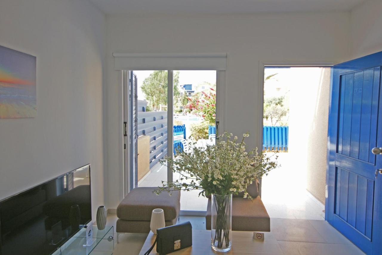 Resitour - Kings Palace Paphos 外观 照片