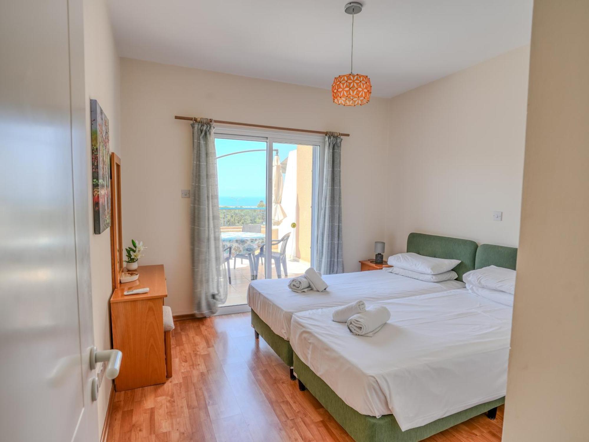 Resitour - Kings Palace Paphos 外观 照片